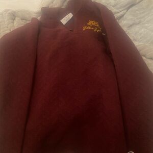 Minnesota gophers zip 
Size S/M